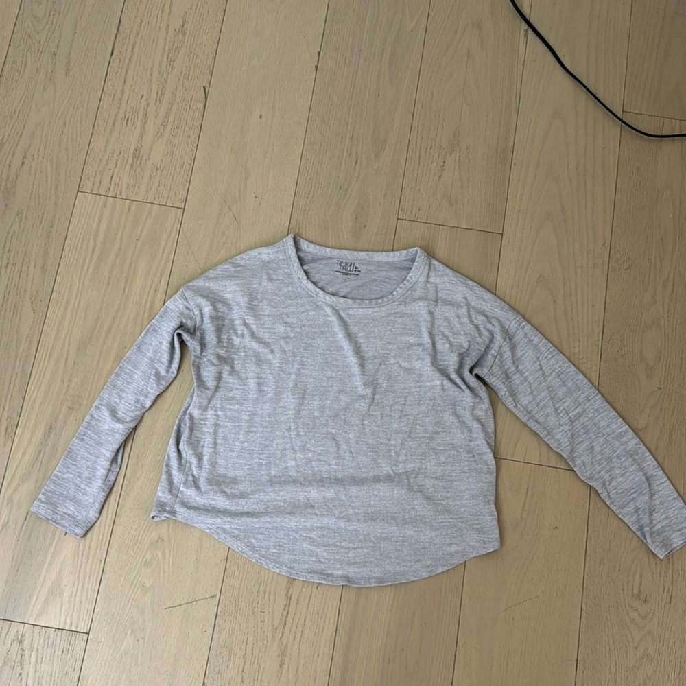 Grey Long sleeve t shirt
